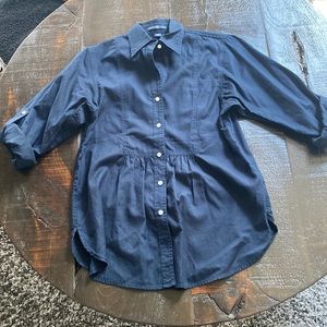 Navy blue gap shirt